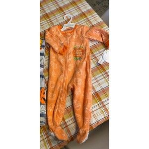 NWT Fall Pumpkins Baby Girls Sleeper 12 months